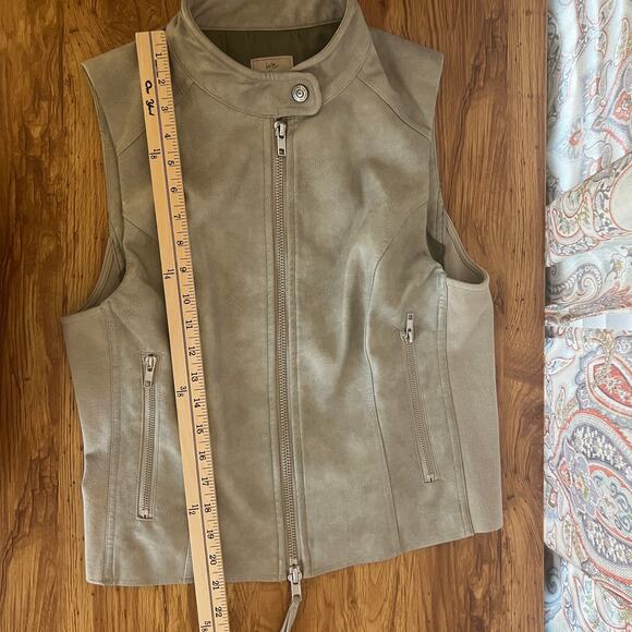 We The Free Sweeney Vegan Leather Vest Size S - Picture 12 of 12